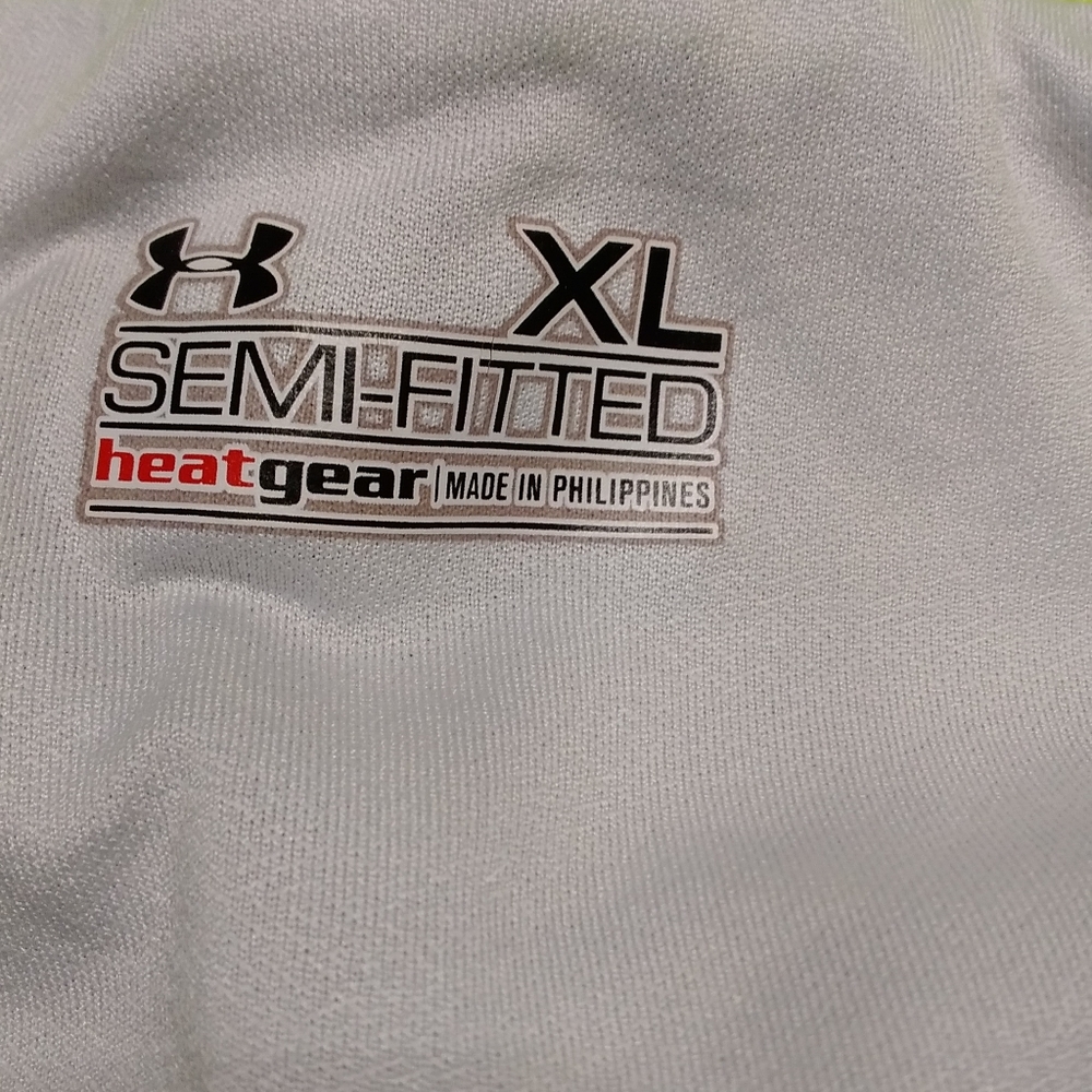 Under Armour Women’s Semi-fit Athletic Heat Gear Running Shorts - Picture 4 of 5